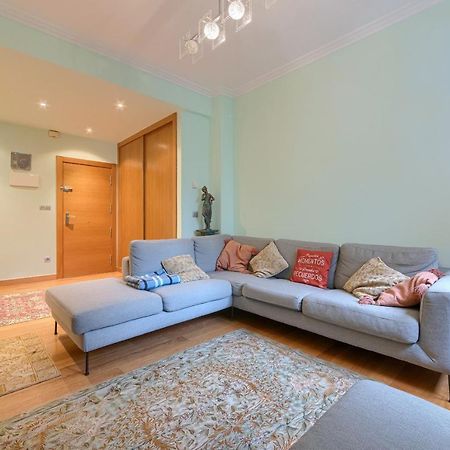 Encanto Y Confort En Calle Epalza - Tu Familia En El Corazon De Bilbao Eksteriør bilde
