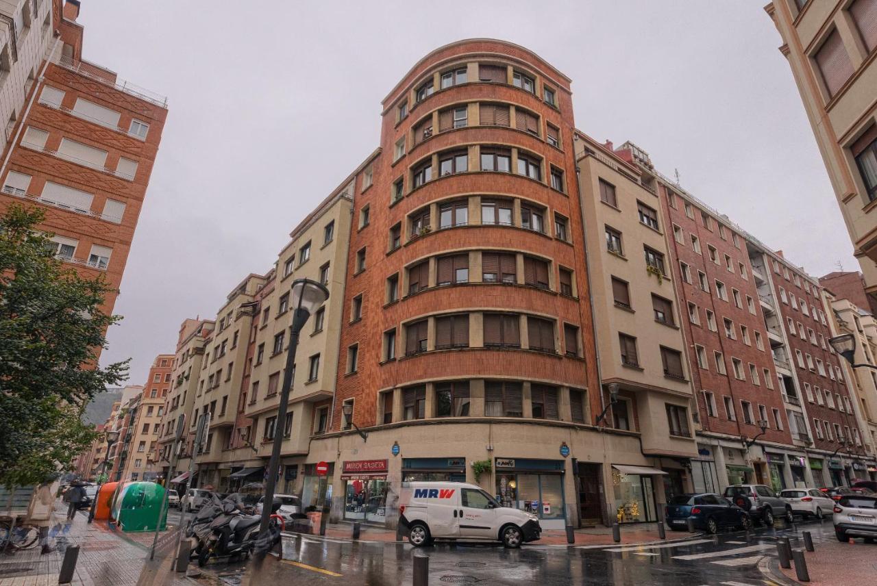 Encanto Y Confort En Calle Epalza - Tu Familia En El Corazon De Bilbao Eksteriør bilde